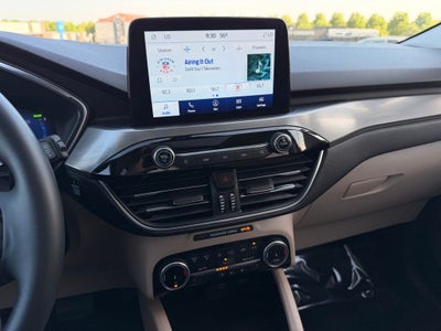 2022 Ford Escape Hybrid Titanium