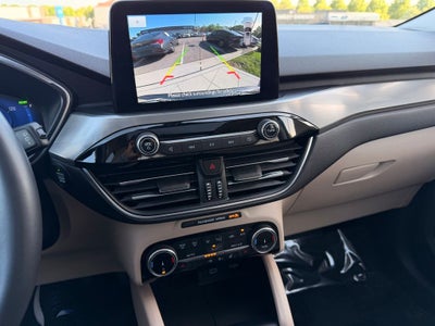 2022 Ford Escape Hybrid Titanium