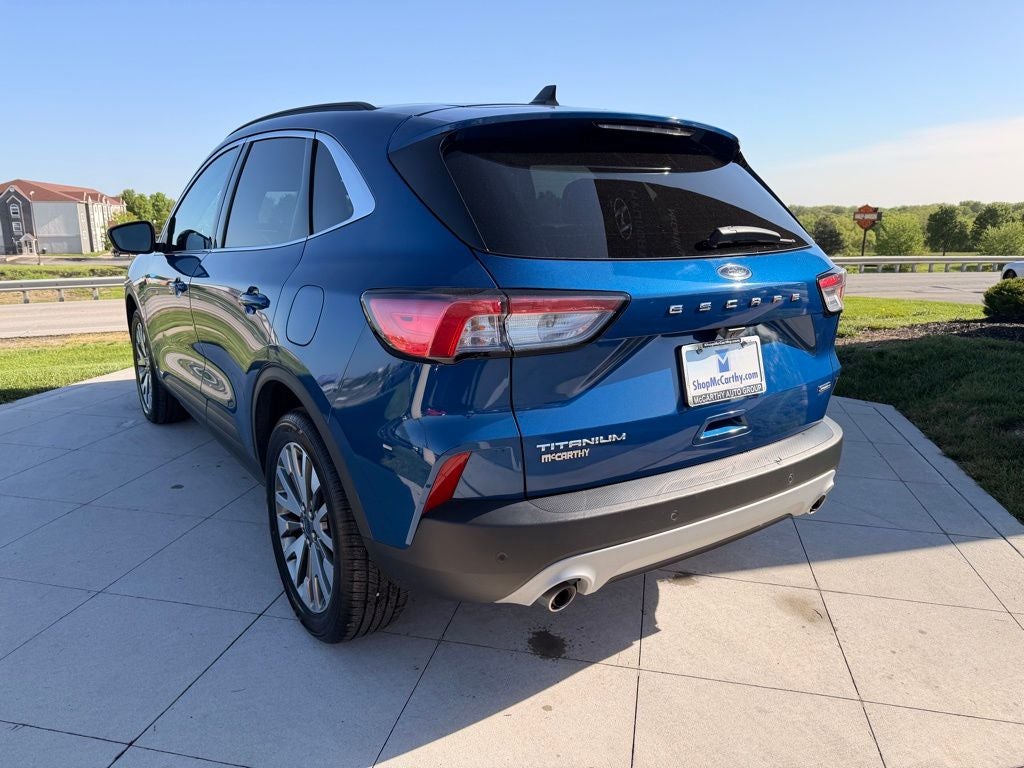 2022 Ford Escape Hybrid Titanium