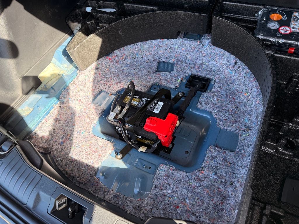 2022 Ford Escape Hybrid Titanium