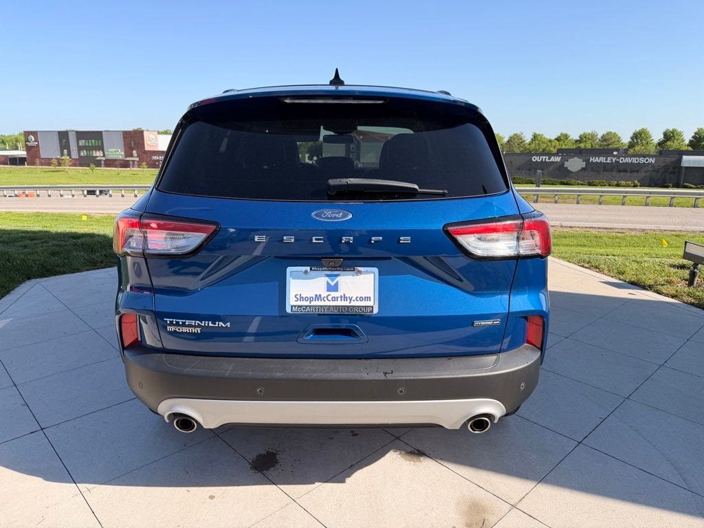 2022 Ford Escape Hybrid Titanium