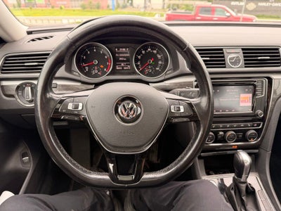 2017 Volkswagen Passat 1.8T SE