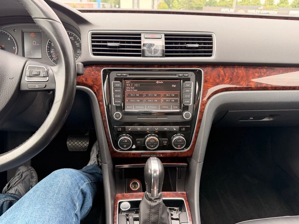 2013 Volkswagen Passat TDI SEL Premium