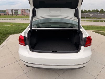2013 Volkswagen Passat TDI SEL Premium