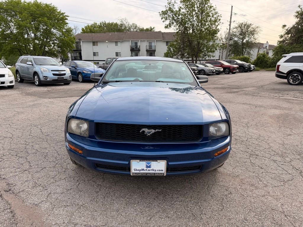 2007 Ford Mustang Deluxe