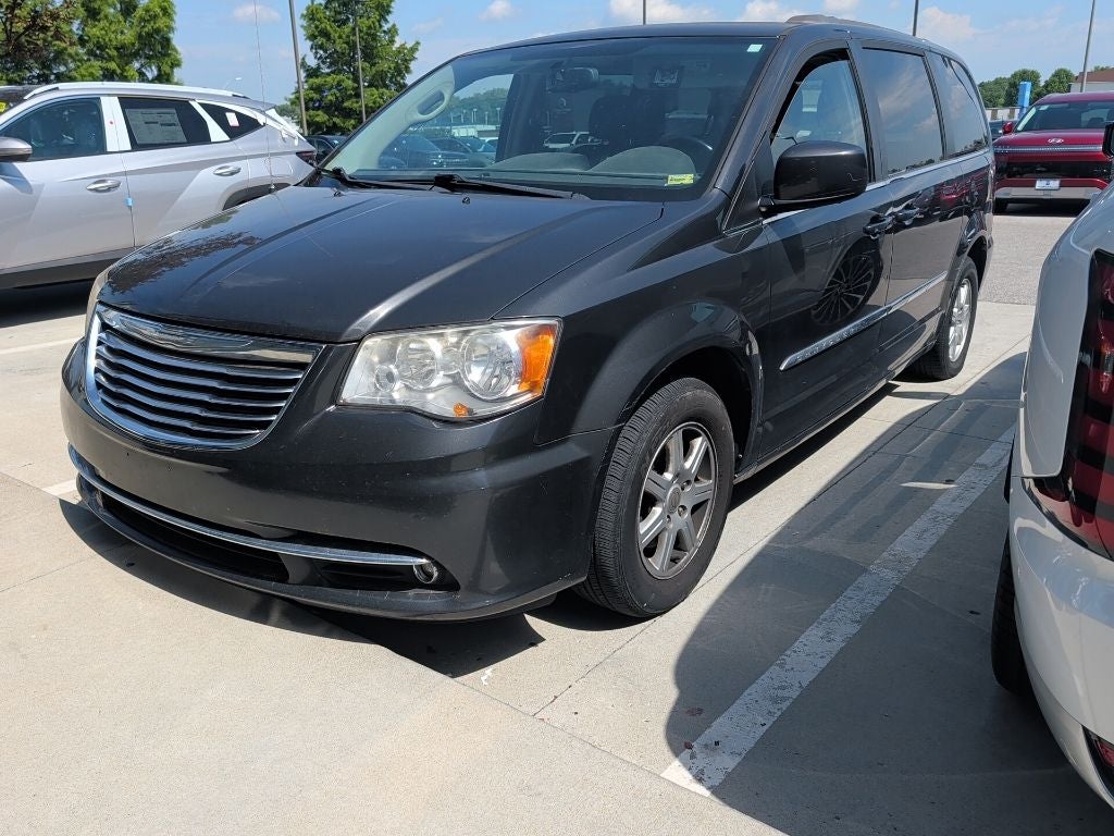 2012 Chrysler Town & Country Touring