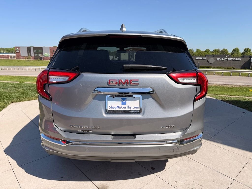 2023 GMC Terrain Denali