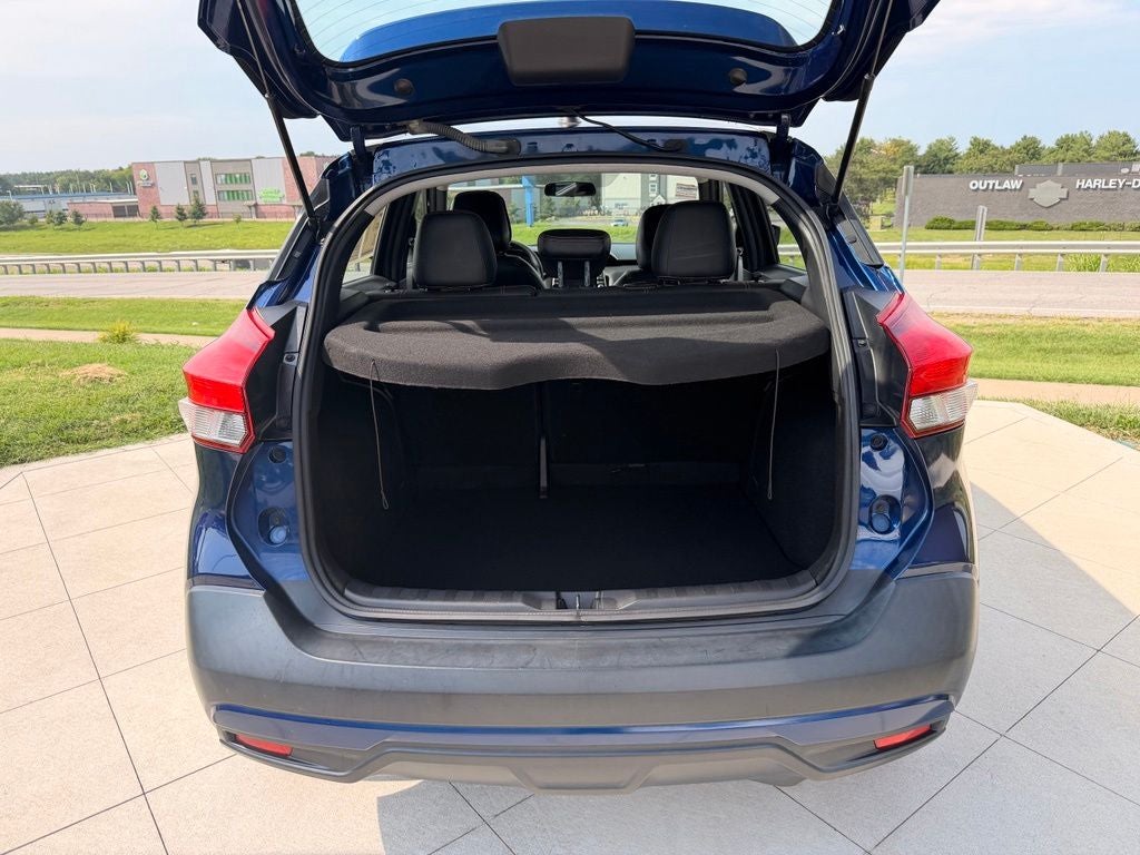 2019 Nissan Kicks SR