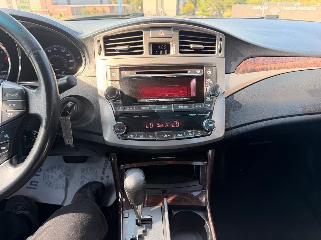 2012 Toyota Avalon Base