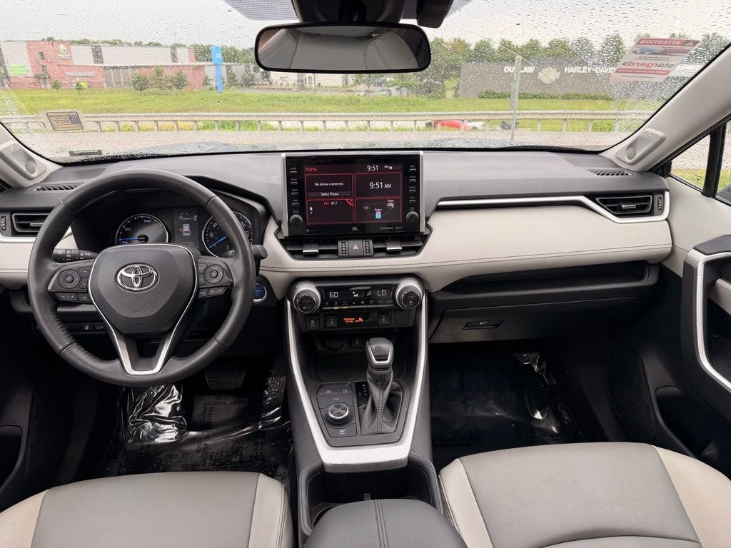2022 Toyota RAV4 Hybrid XLE Premium