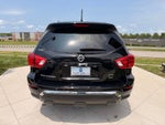 2017 Nissan Pathfinder SV