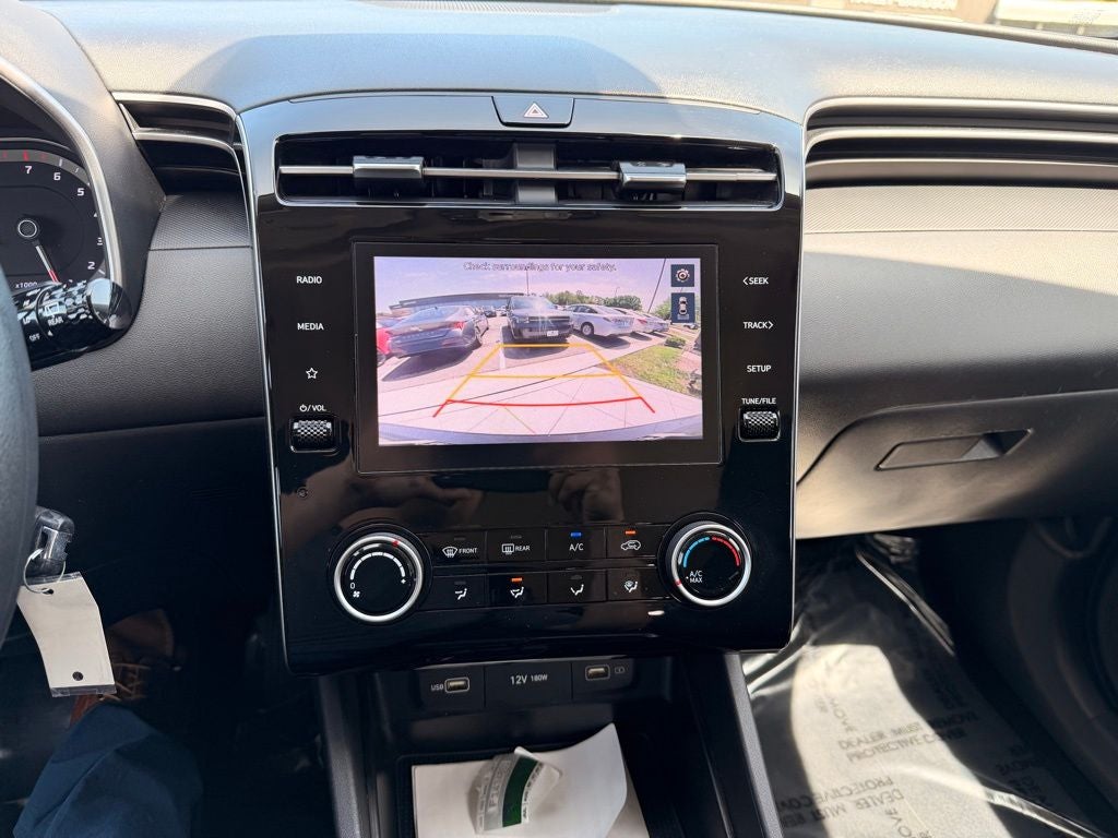 2024 Hyundai TUCSON SE