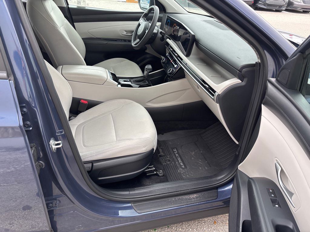 2025 Hyundai TUCSON SEL