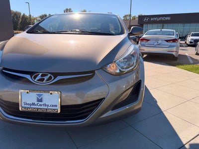 2016 Hyundai ELANTRA SE