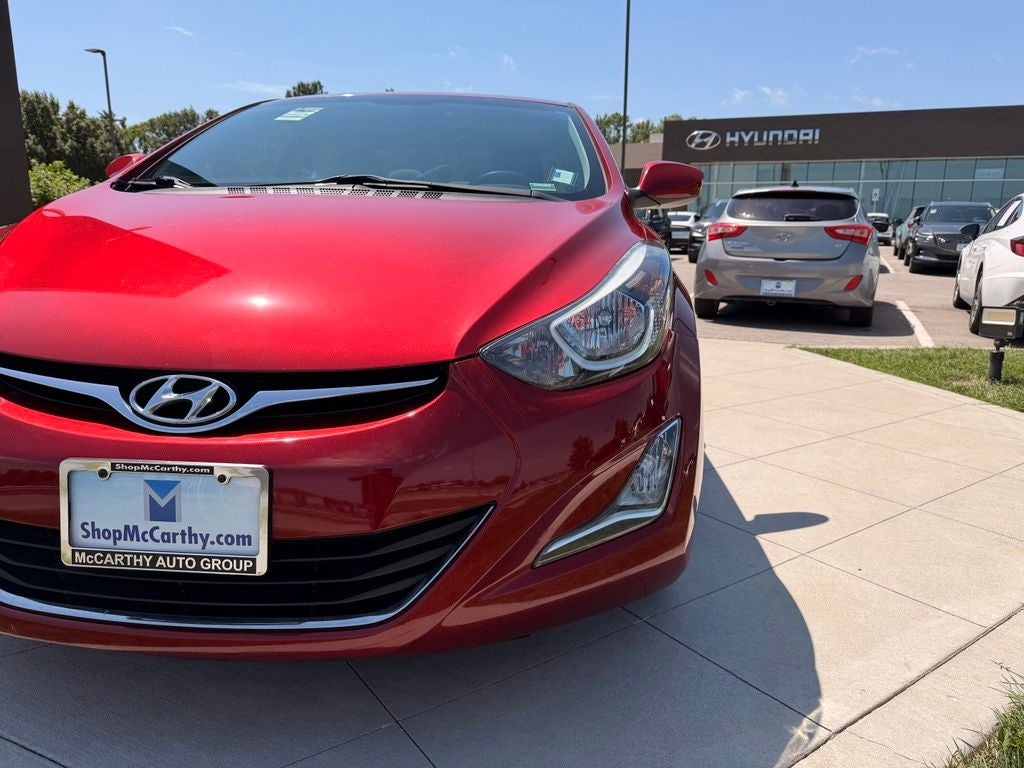 2015 Hyundai ELANTRA SE
