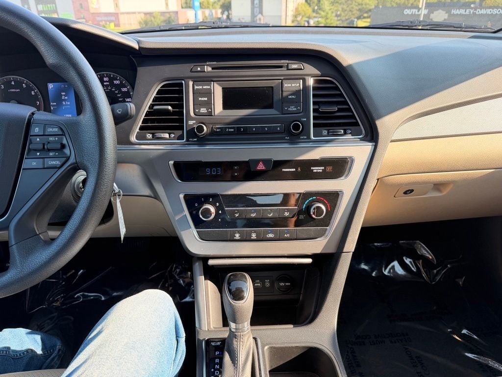 2015 Hyundai SONATA SE