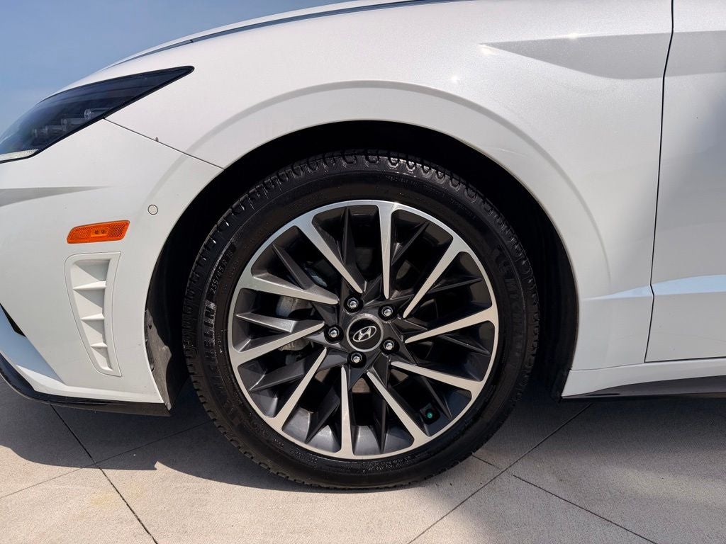 2020 Hyundai SONATA Limited