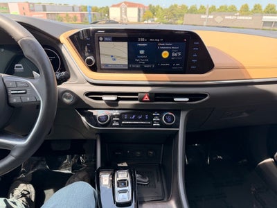 2020 Hyundai SONATA Limited