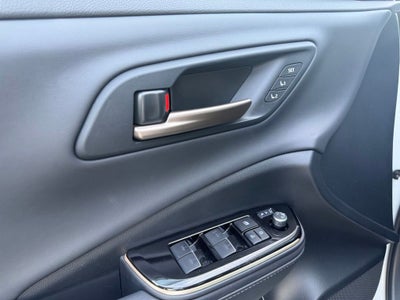 2025 Toyota Crown Signia Limited