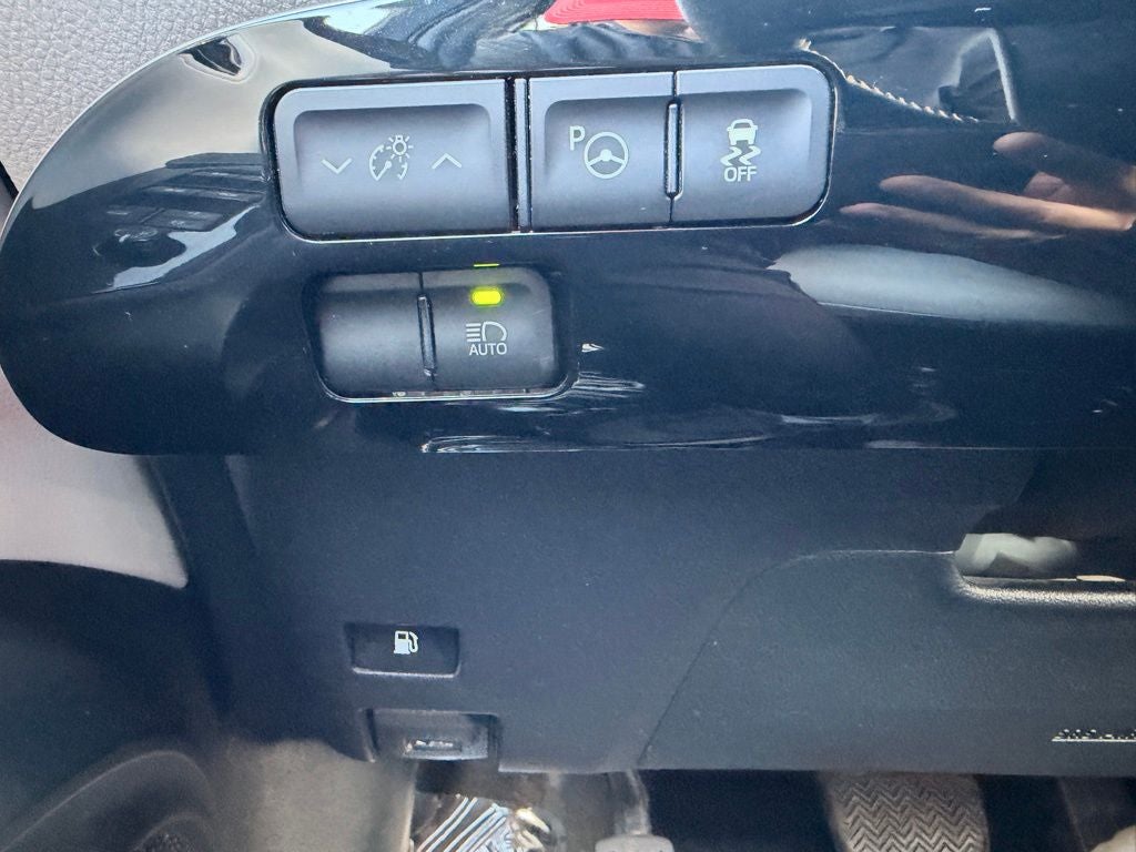 2017 Toyota Prius Four