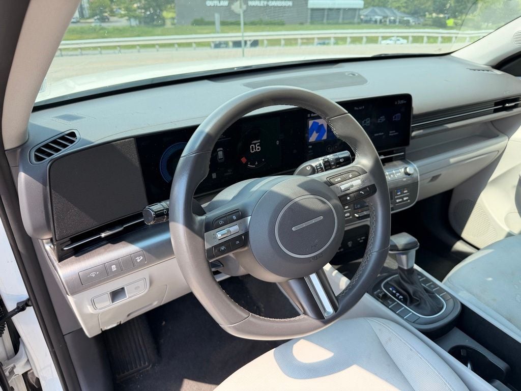 2025 Hyundai KONA SEL