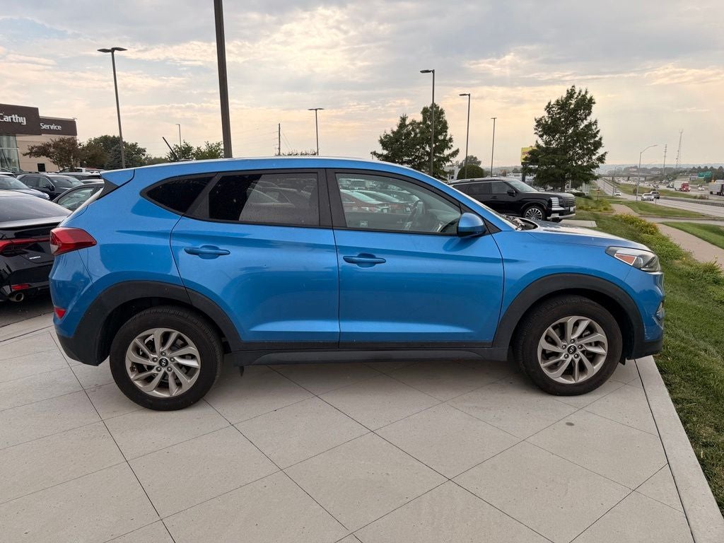 2016 Hyundai TUCSON SE