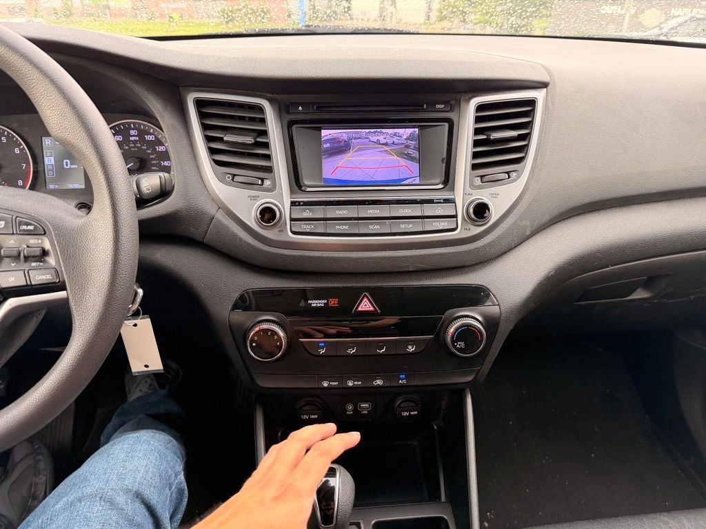 2016 Hyundai TUCSON SE