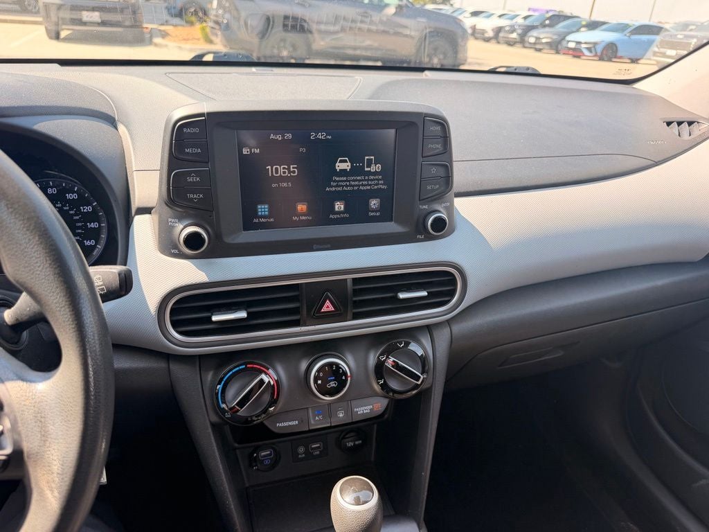 2021 Hyundai KONA SE