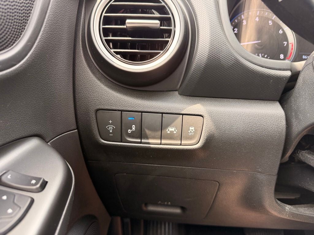 2021 Hyundai KONA SEL