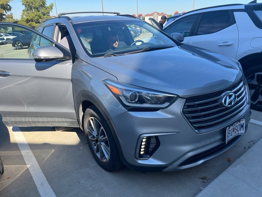 2017 Hyundai SANTA FE SE