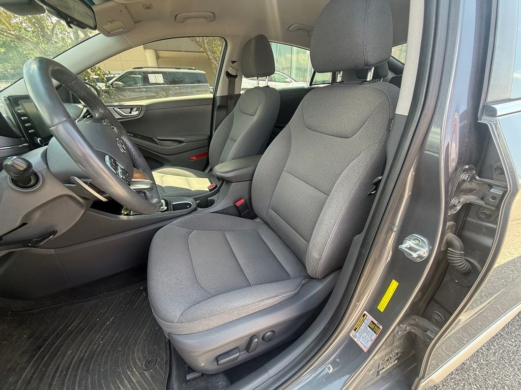2020 Hyundai IONIQ HYBRID SE