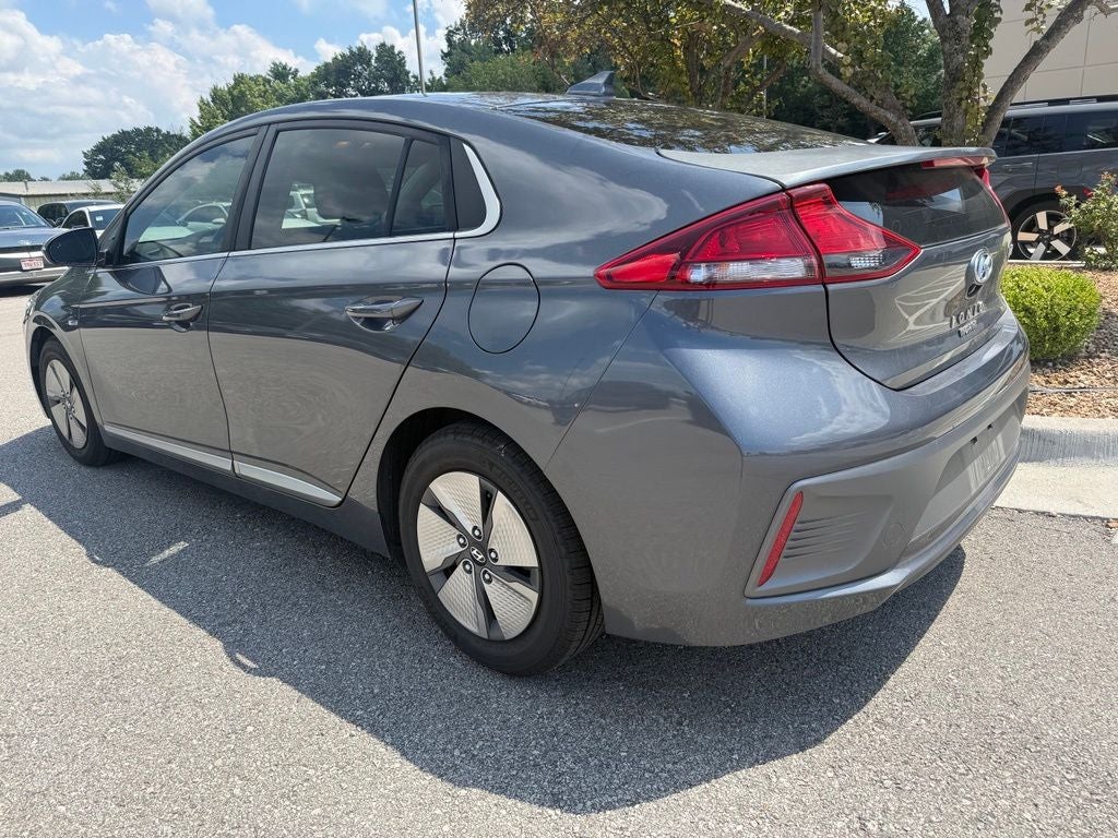 2020 Hyundai IONIQ HYBRID SE