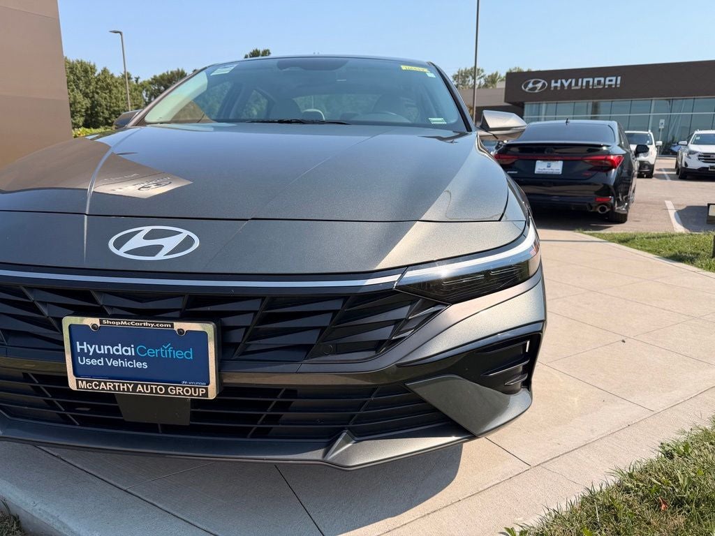 2026 Hyundai ELANTRA Limited