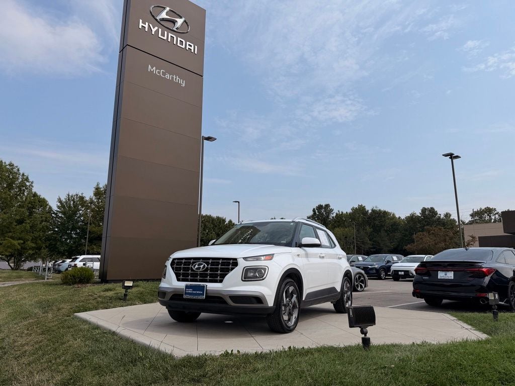 2026 Hyundai VENUE SEL