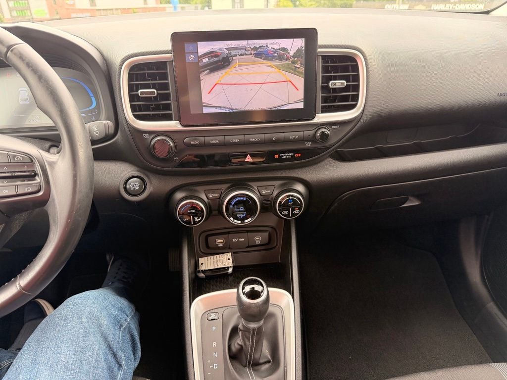 2024 Hyundai VENUE SEL