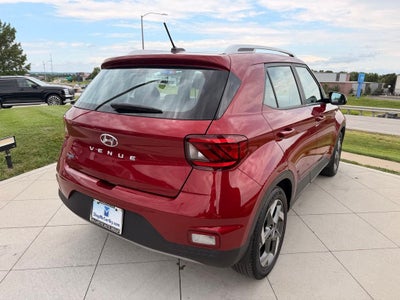2024 Hyundai VENUE SEL