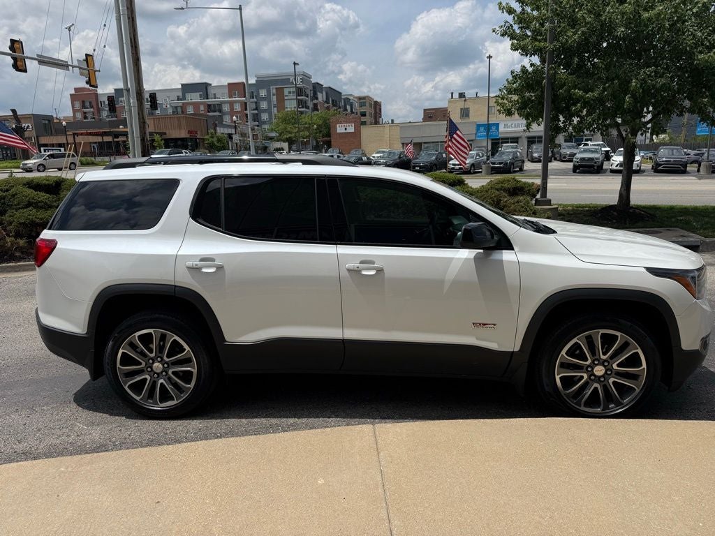 2017 GMC Acadia SLT-1