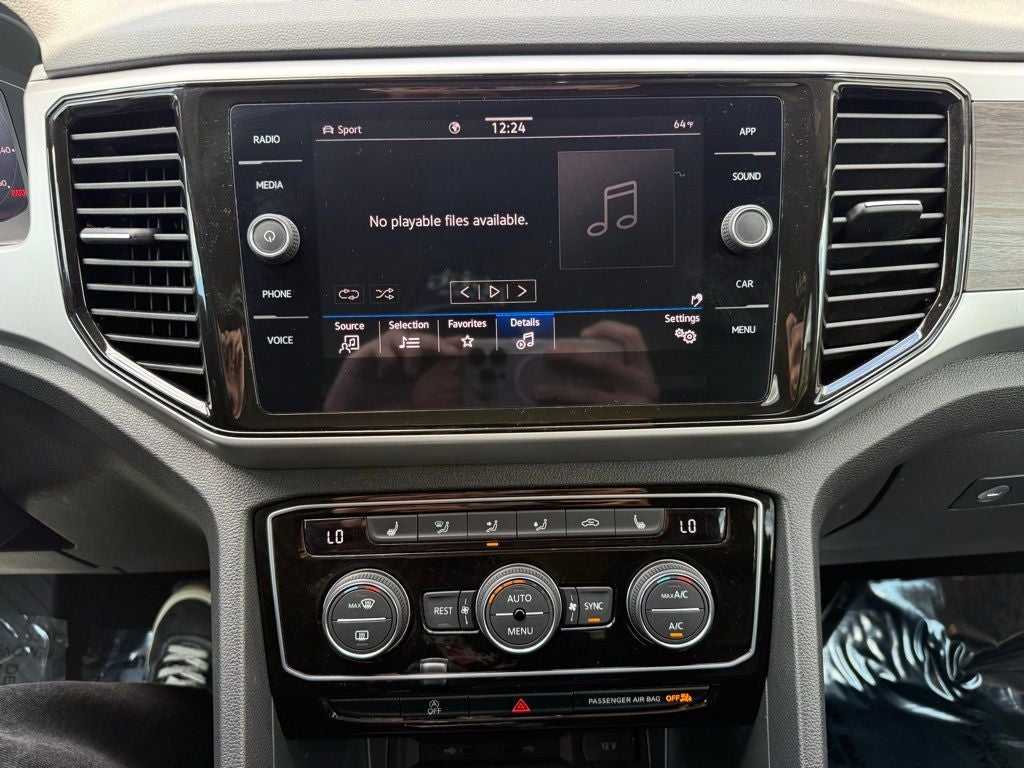 2023 Volkswagen Atlas 2.0T SE w/Technology