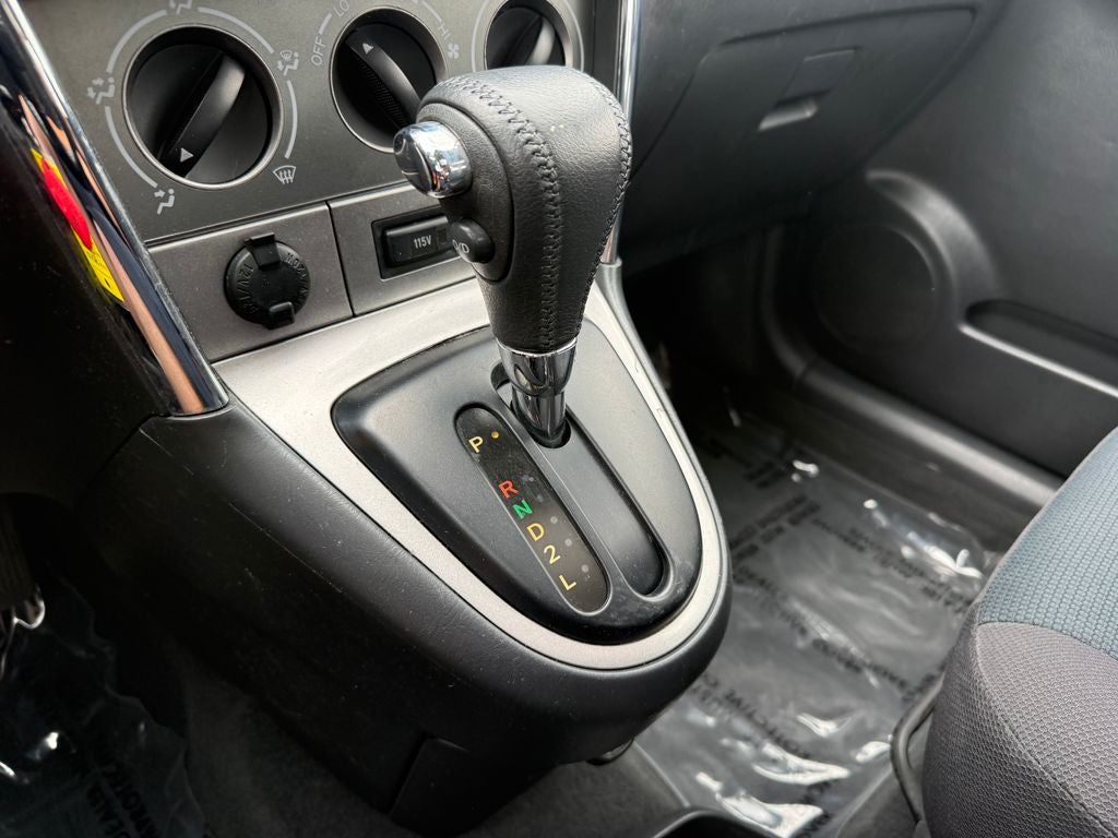 2007 Toyota Matrix Base