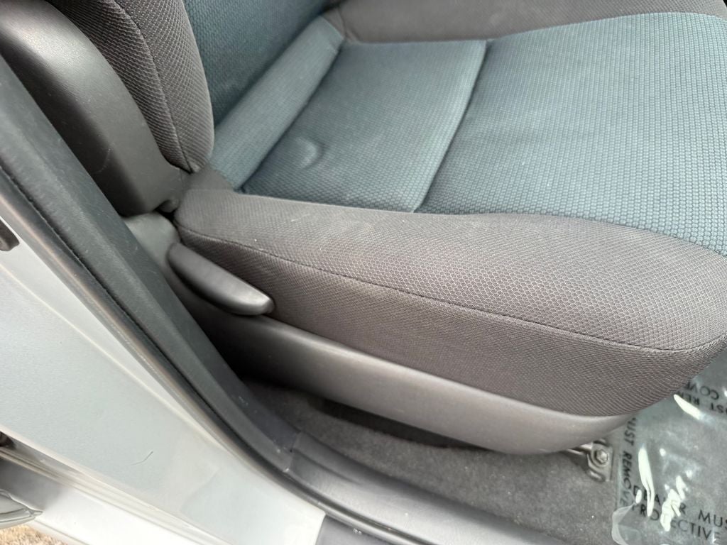 2007 Toyota Matrix Base