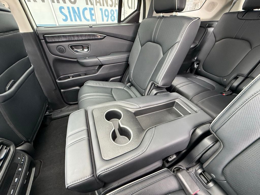 2023 Honda Pilot Elite