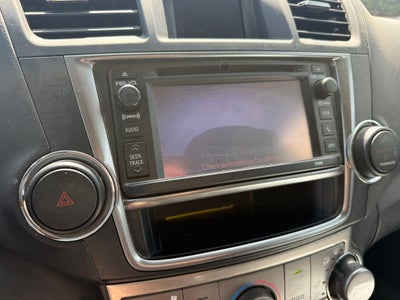 2013 Toyota Highlander SE
