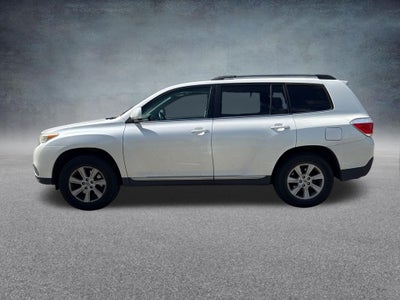 2013 Toyota Highlander SE