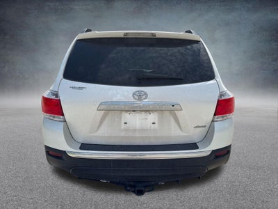 2013 Toyota Highlander SE