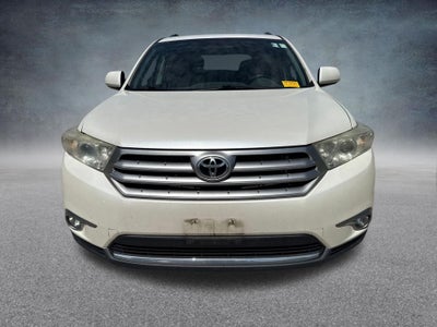 2013 Toyota Highlander SE