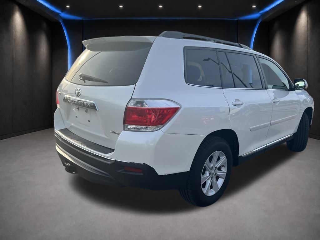 2012 Toyota Highlander SE