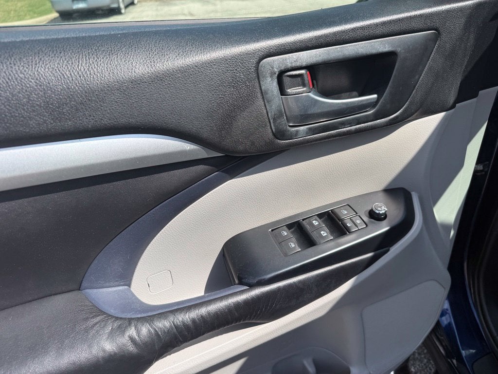 2015 Toyota Highlander XLE V6