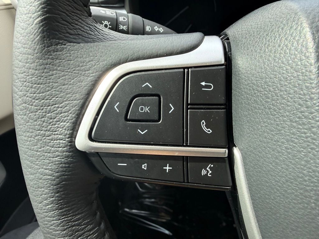 2024 Toyota Sienna XLE 7 Passenger