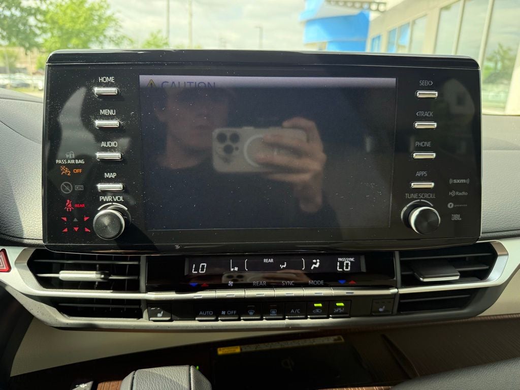 2024 Toyota Sienna XLE 7 Passenger