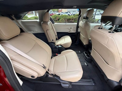 2024 Toyota Sienna XLE 7 Passenger